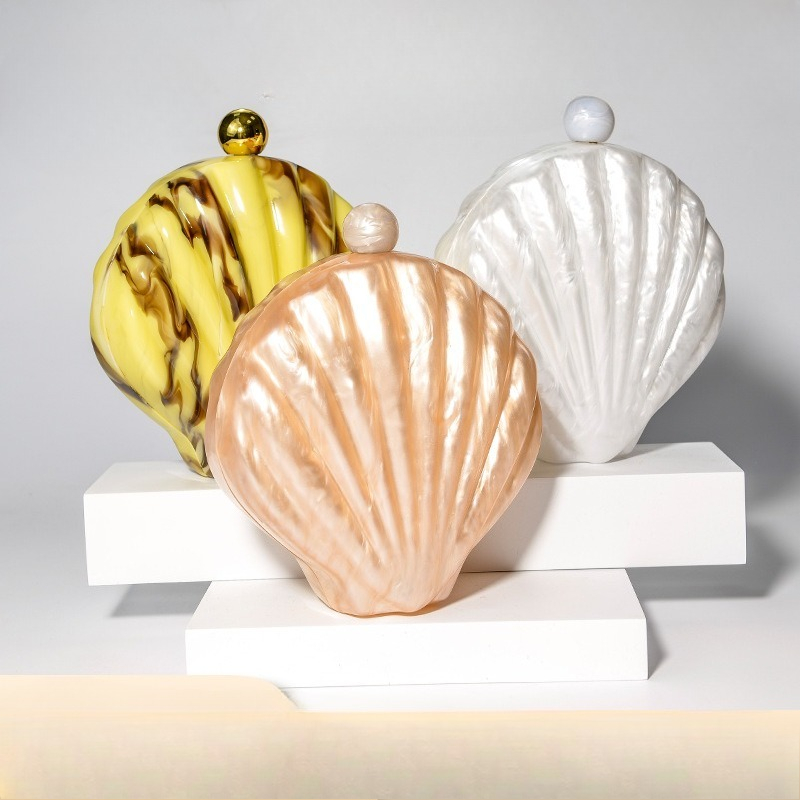 Wedding Vendor - French Acrylic Shell Bag Wedding Dinner